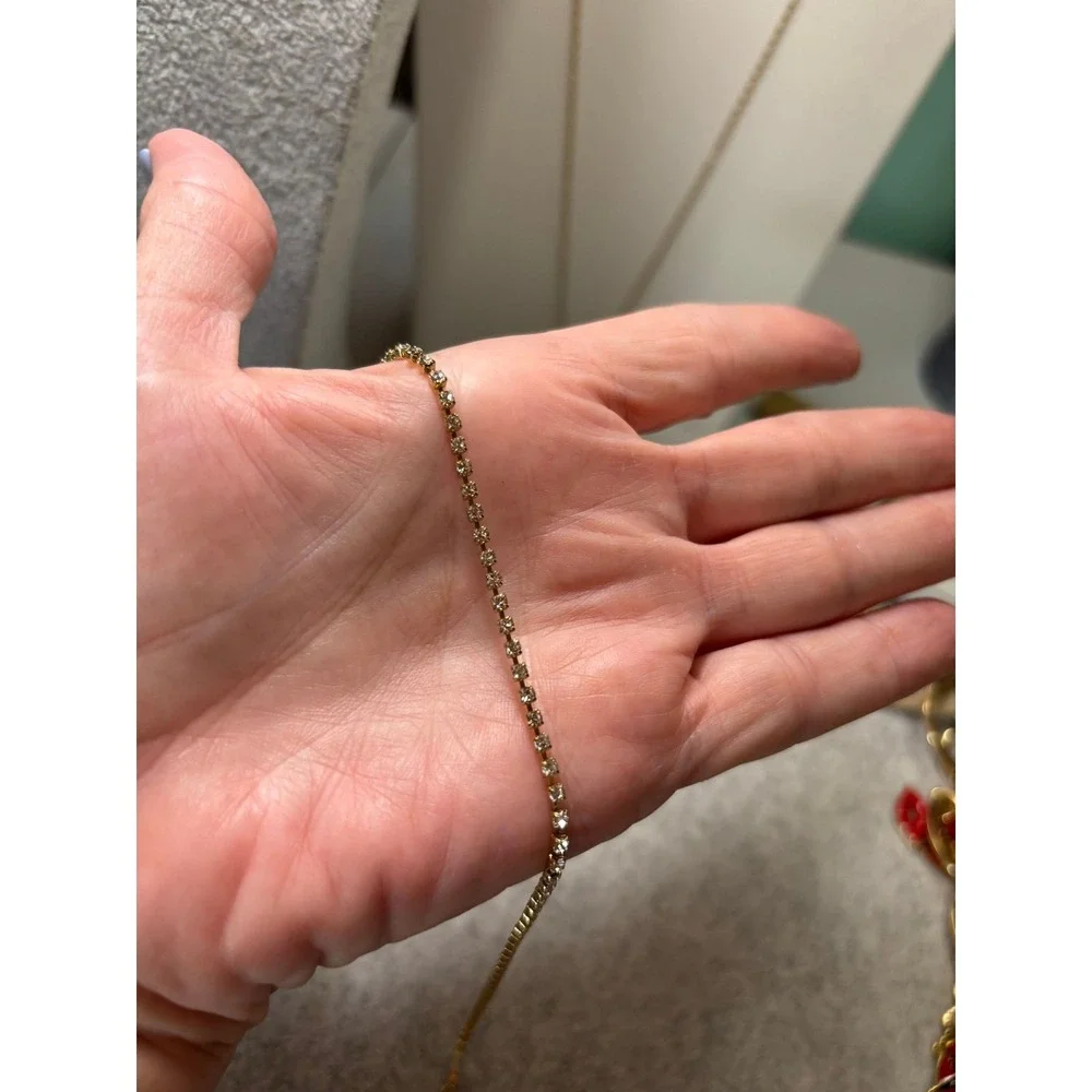 #21. Rhinestone Tennis-style Eyeglass Chain